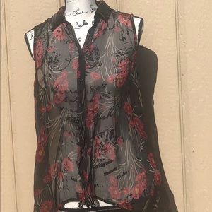 Sleeveless High Low Floral Button up (New)